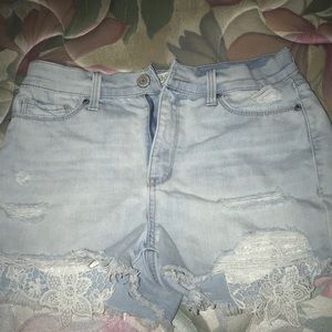 Light blue ripped jean shorts💙🤍